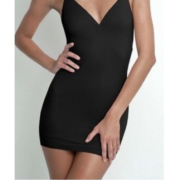 DKNY Fusion Plunging Shaper Slip Black Shapewear Small - Picture 2 of 7